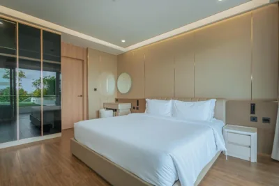Superior Suite mit Meerblick — Chalong Marina Bay View Phuket